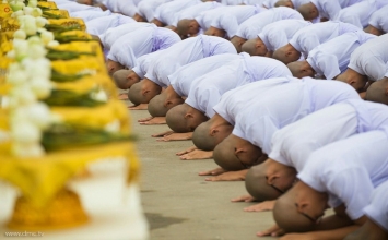 Chùm ảnh lễ truyền trao Giới pháp tại tu viện Wat Phra Dhammakaya, Thái Lan